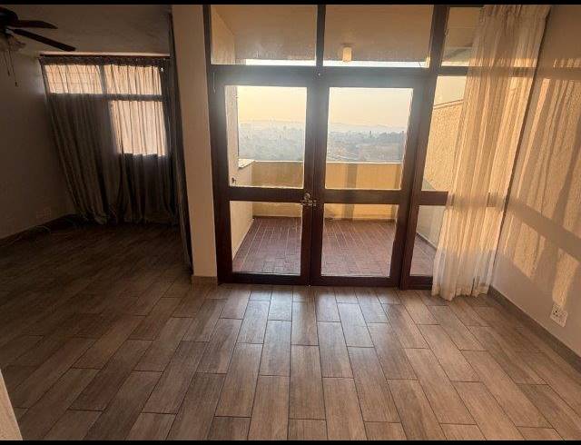 2 BEDROOM DUPLEX FOR SALE IN SARNIA